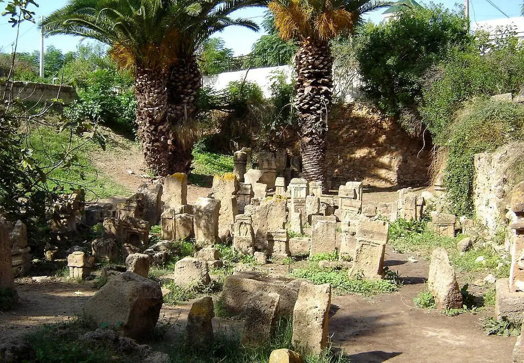 Il santuario di tophet