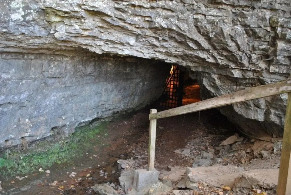 Bell Witch Cave., Tennessee, US
