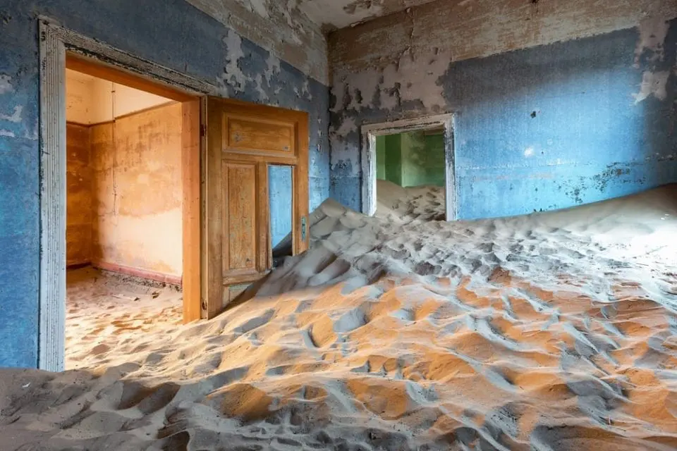 Kolmanskop, Namib Desert