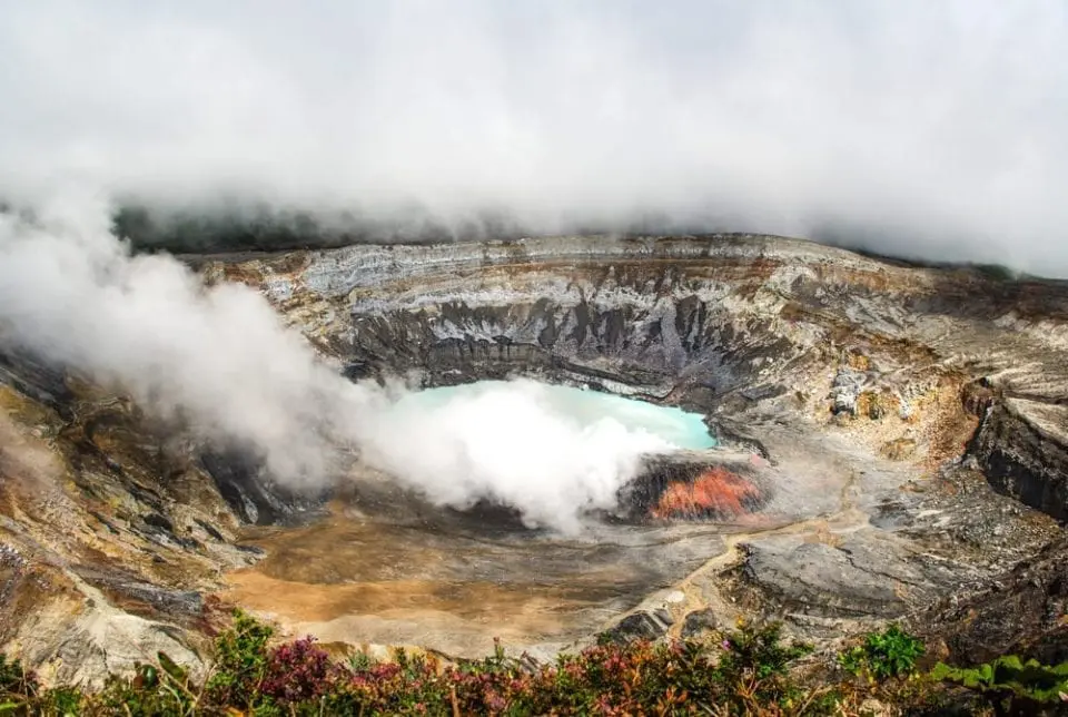Laguna Caliente, Costa Rica