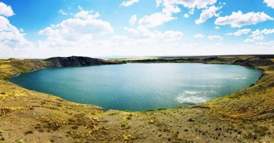 The Atomic Lake