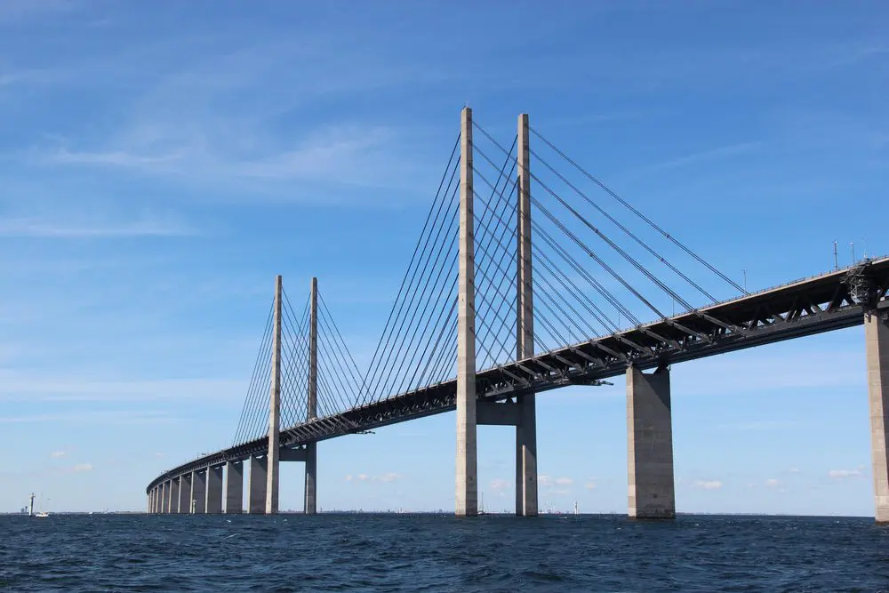 Ponte de Øresund, Suécia