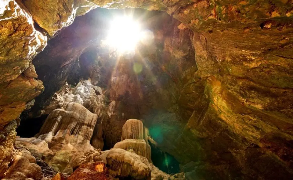 World's Deepest Cave : Krubera Cave, Abkhazia, Georgia
