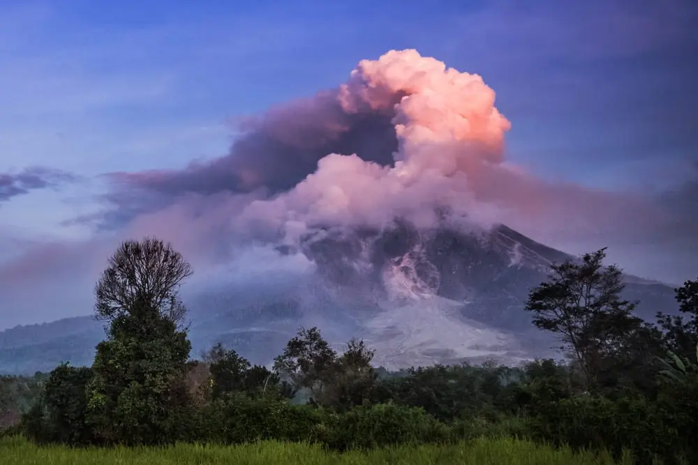 Vulcano Sinabung, Indonesia